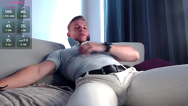 S3Xyes live cam on StripChat