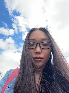 trytomakememoam webcam
