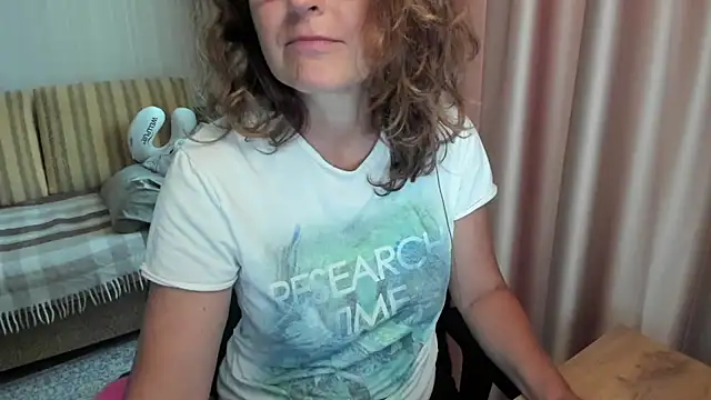 lauraoven webcam