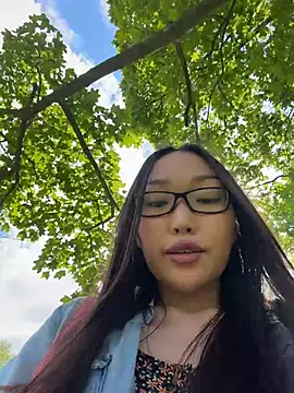 trytomakememoam webcam