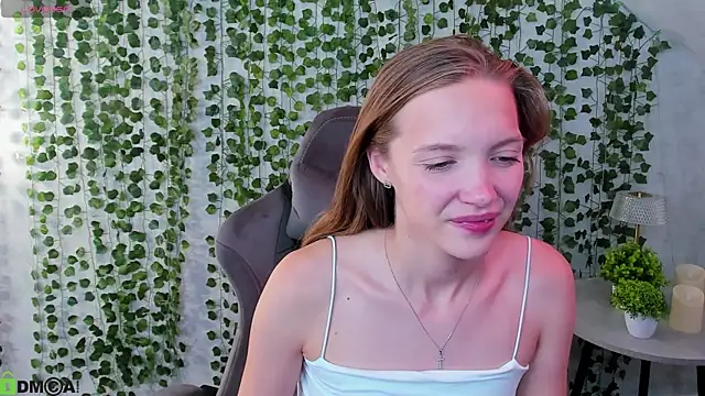 Neelly_Collins webcam