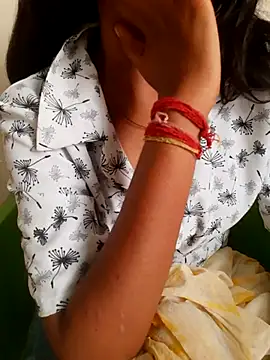 Navya6879 webcam