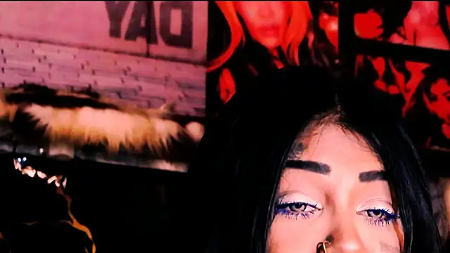 indian_dreamgirl webcam