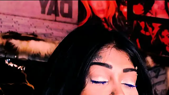 indian_dreamgirl webcam
