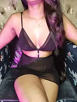 sassy__zaraa webcam