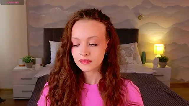 SallyPinkman webcam