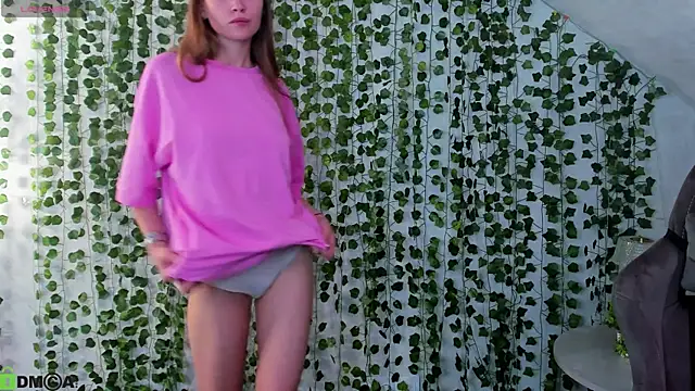 Neelly_Collins webcam