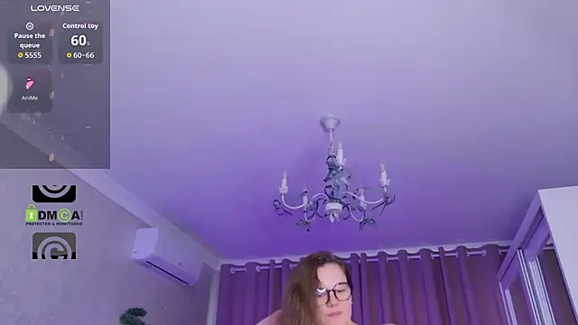 KellyKleine webcam