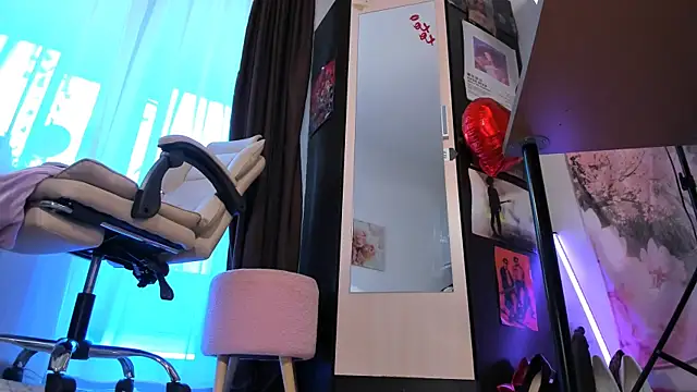 MissClairDeLune webcam