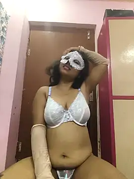 _DesigirlRoshni webcam