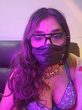 callmeshreya webcam