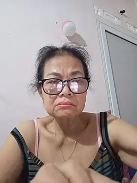 Hotestlove webcam