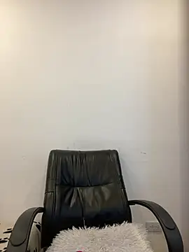 Alanna_atm_ webcam