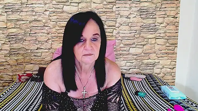 LuciousGrace webcam