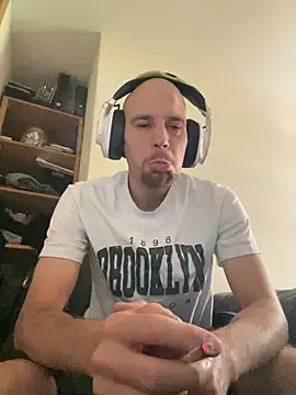 DrLongDongziehtblank webcam