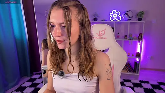 KellySunn webcam