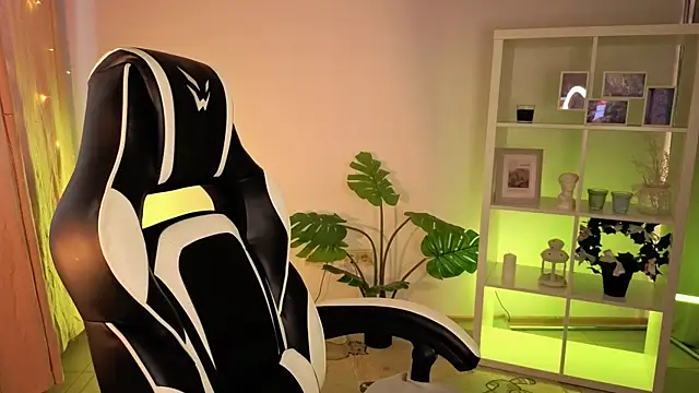 AliceChanel webcam
