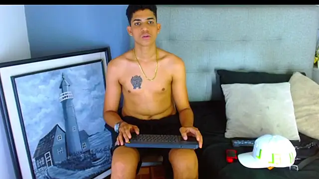 Lukaz_Caballero webcam