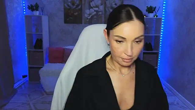 NikoleMills webcam