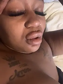 Ebonnyxx webcam