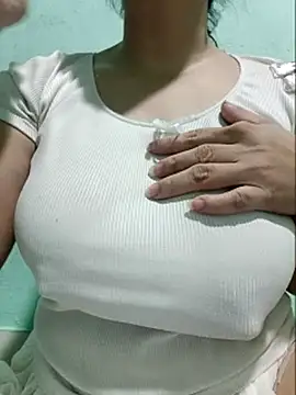 Shine_Mai webcam