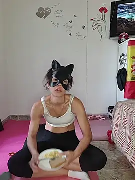 SweetSun69 webcam