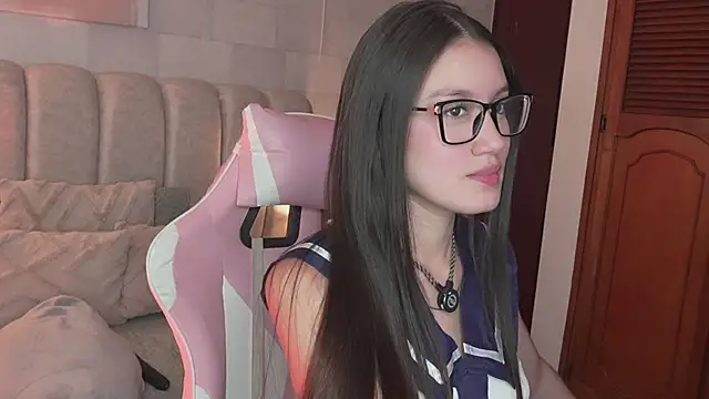 Alanna-Rosse webcam
