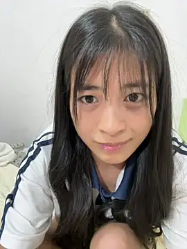 yiyiya520 webcam