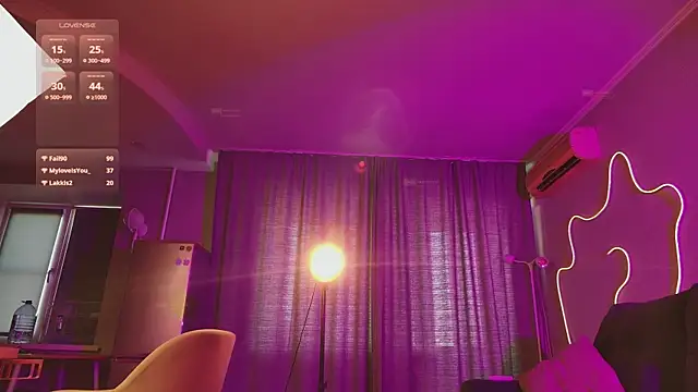 velourrra webcam