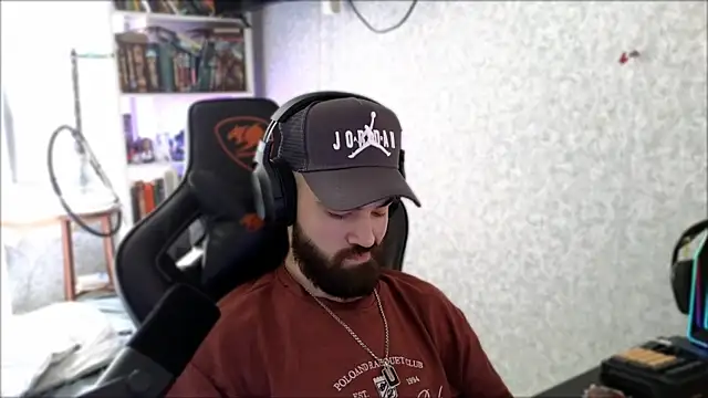 _Serious_Man webcam