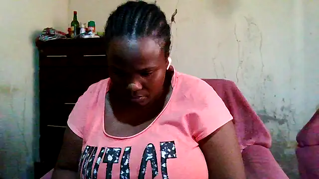 sexybigboobz webcam