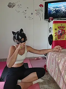 SweetSun69 webcam