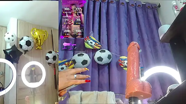 Yashira_hoot webcam