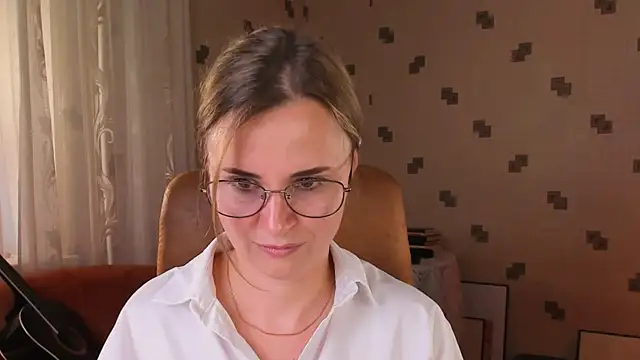 MiaSparkes webcam