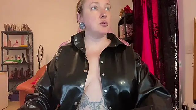kisicaxx webcam