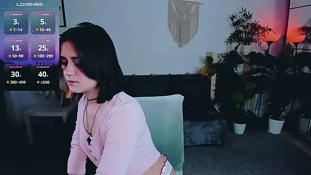 Alexa_Lexi_ live cam on StripChat