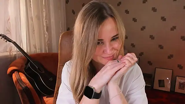 MiaSparkes webcam