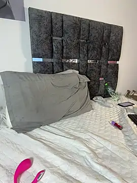 Natasharuso webcam