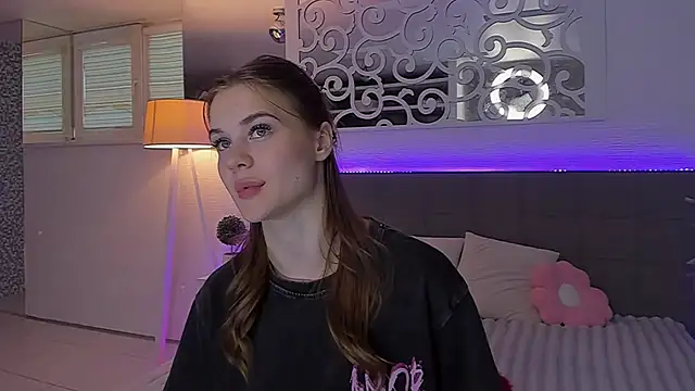 LuisaClover webcam