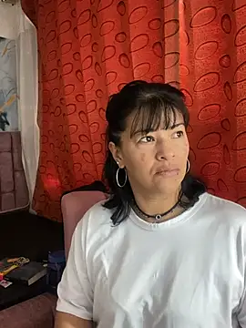 Selin_Sweet9 live cam on StripChat