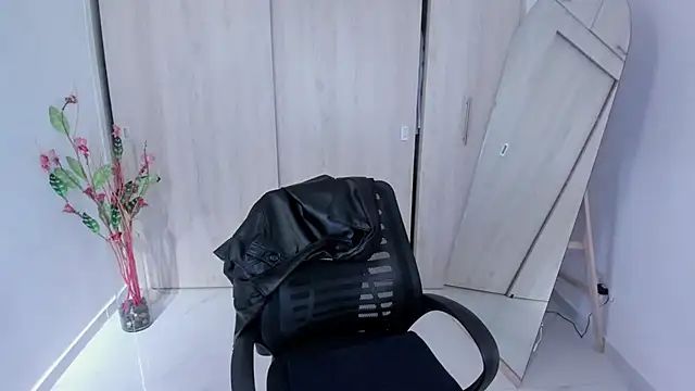 Adele_Sweett webcam