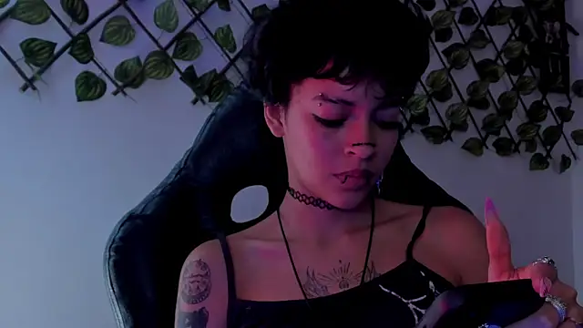 Anny_Kiitty webcam