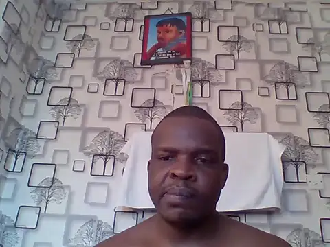 Chumba_001 live cam on StripChat