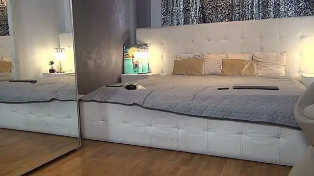 LadyValeriaXO webcam