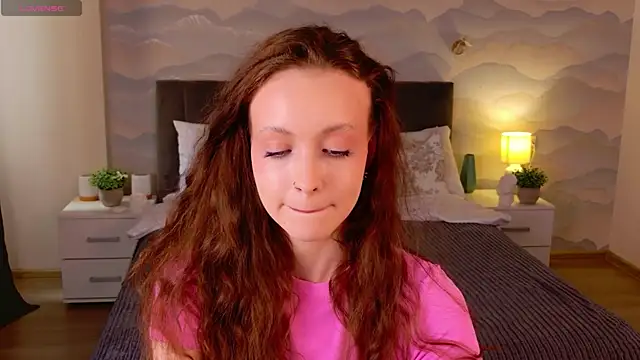 SallyPinkman webcam
