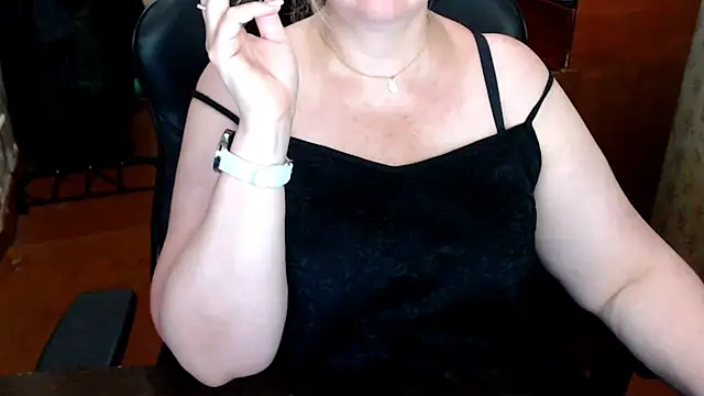 AlisaHot55 webcam