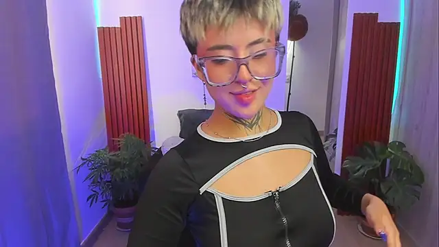 Rebeka-baker webcam