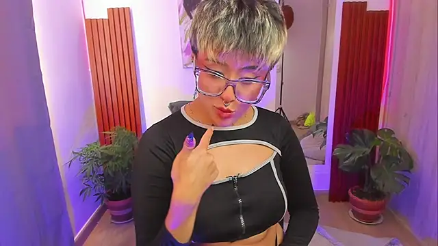 Rebeka-baker webcam