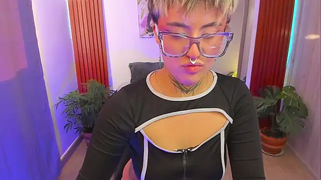 Rebeka-baker webcam