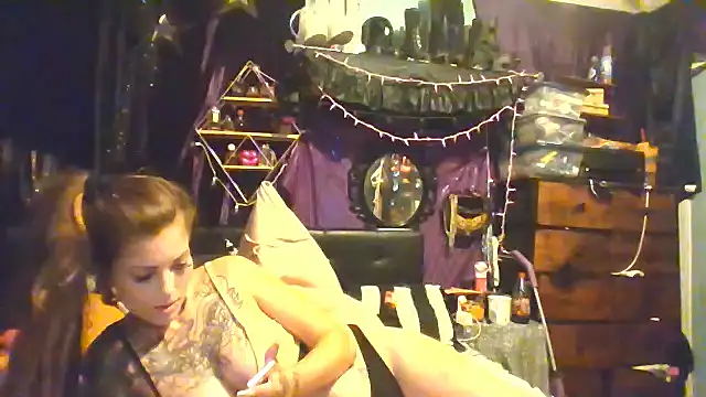 allymoon1369